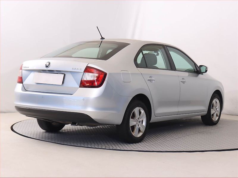 Škoda Rapid (2018) 1.0 TSI, Automat, Serv.kniha - fotka 5 z 20