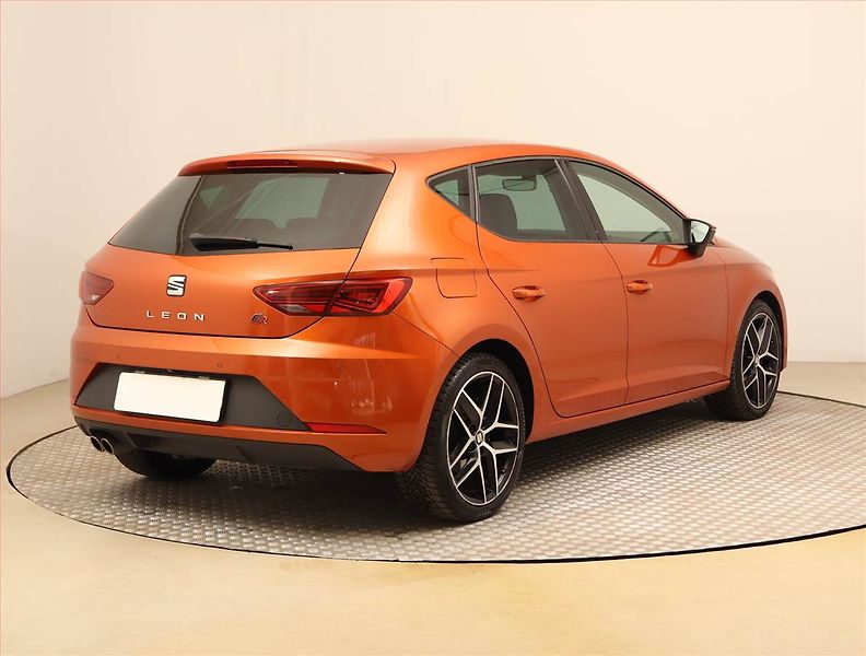 Seat Leon (2019) 1.5 TSI, Tempomat - fotka 5 z 22