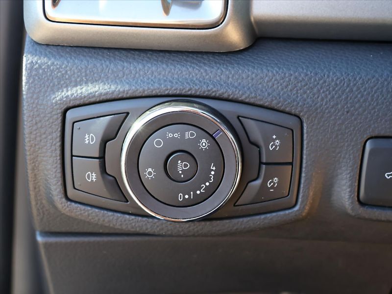 Ford Ranger 2,0 TDCi 125kW tažné CZ DPH - fotka 14 z 31