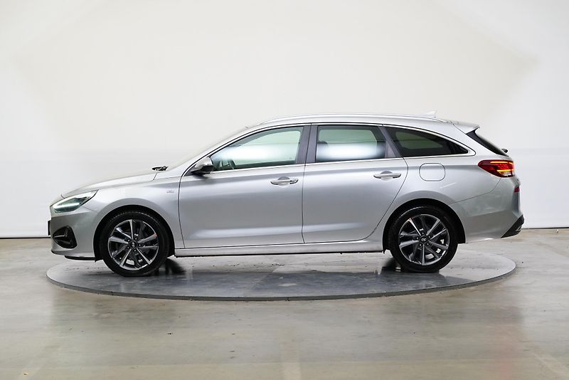 Hyundai i30 - fotka 3 z 24