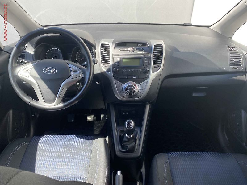 Hyundai ix20 (2019) 1.6i, ČR, servis.kniha, AC - fotka 8 z 15