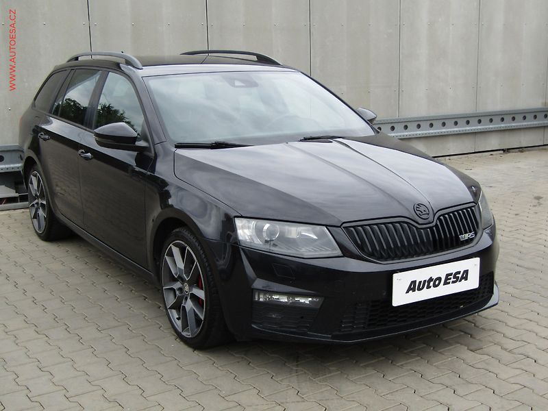 Škoda Octavia (2014) 2.0 TDi, RS, DSG - fotografie inzerátu