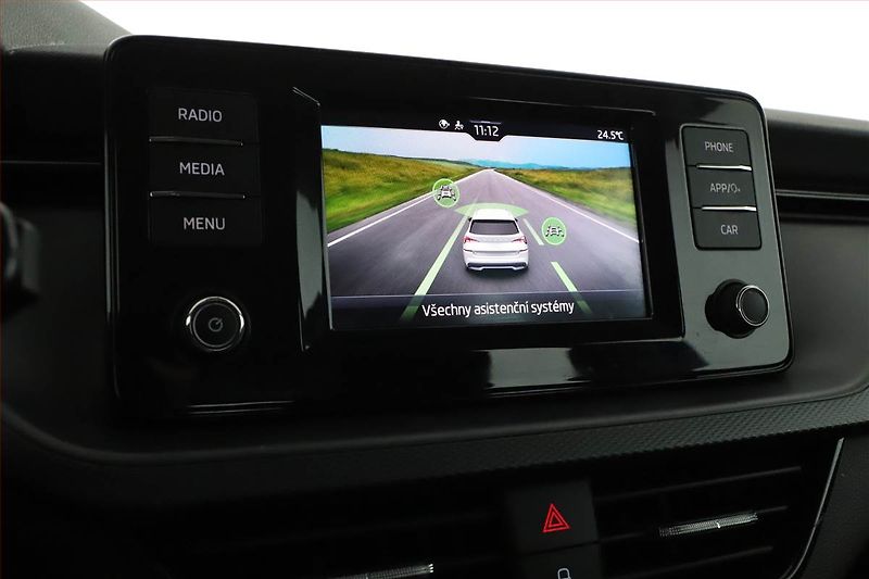 Škoda Kamiq (2022) 1.0 TSI, Serv.kniha - fotka 13 z 16