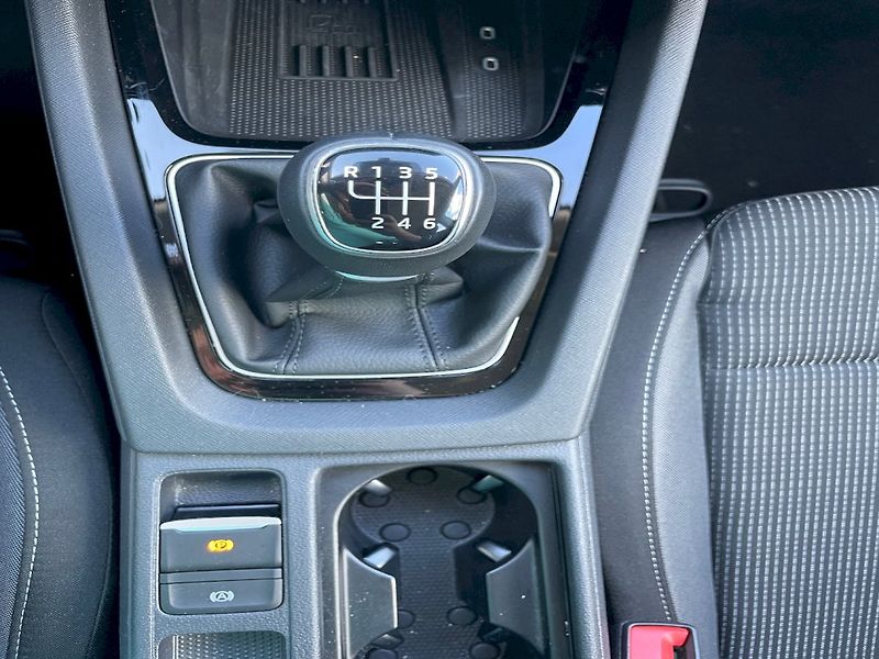 Škoda Octavia (2025) SELEC TS 85/1.5 M6F - fotka 16 z 32