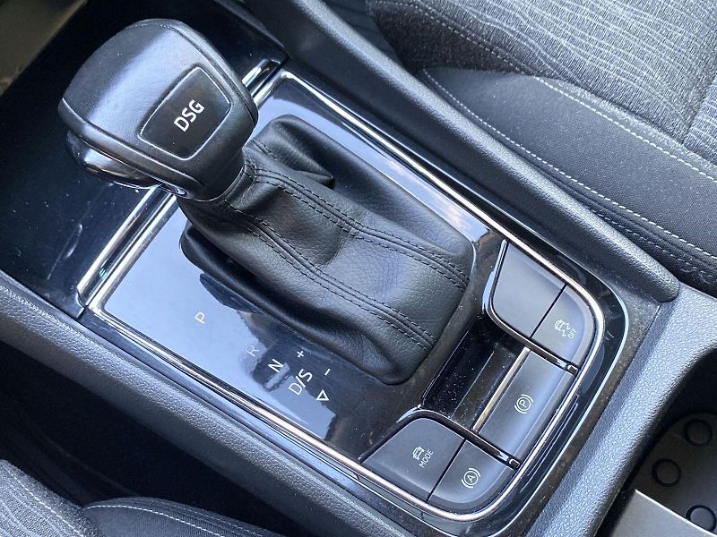 Škoda Karoq (2017) 1.5 TSI DSG Style - fotka 18 z 33