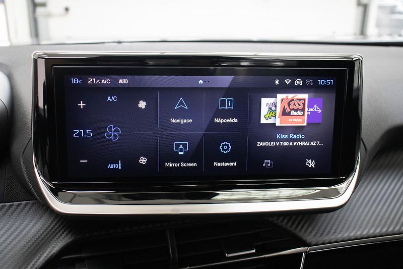 Peugeot 2008 BUSINESS Hybrid 110 e-DCS6 - fotka 13 z 16