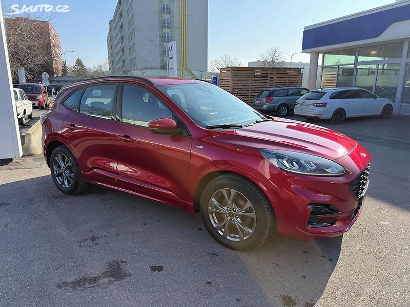 Ford Kuga 2,0 EcoBlue ST Line - fotka 4 z 29