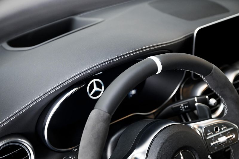 Mercedes-Benz GLC 63S 4M*Aerodymic AMG - fotka 31 z 51