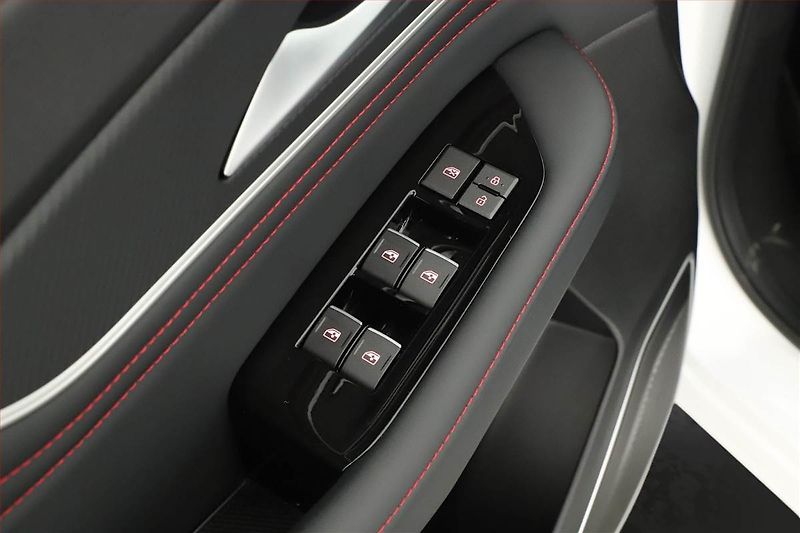Dongfeng T5 EVO (2024) 1.5 Turbo - fotka 16 z 22