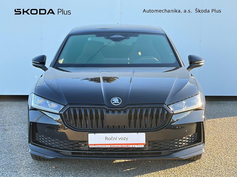 Škoda Superb (2026) DSG 2.0 TDI / 142kW / 4x4 / SP - fotka 4 z 35