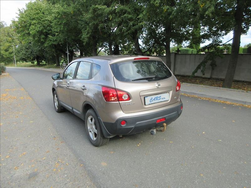 Nissan Qashqai 1,5 Dci, Dual klima, VADA MOTO - fotka 7 z 24