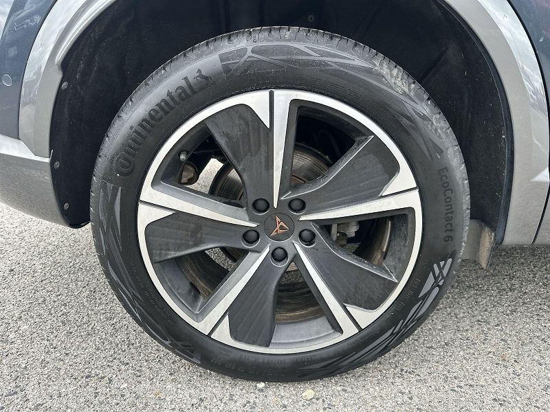 Cupra Formentor (2023) 1.5 TSI DSG - fotka 27 z 31