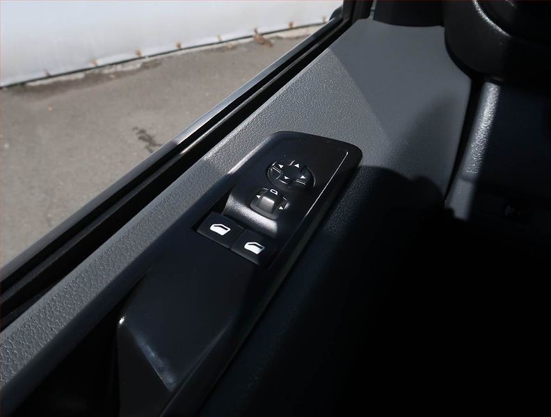 Citroën Jumpy (2018) 1.6 BlueHDi, L2H1, 1Maj - fotka 13 z 17