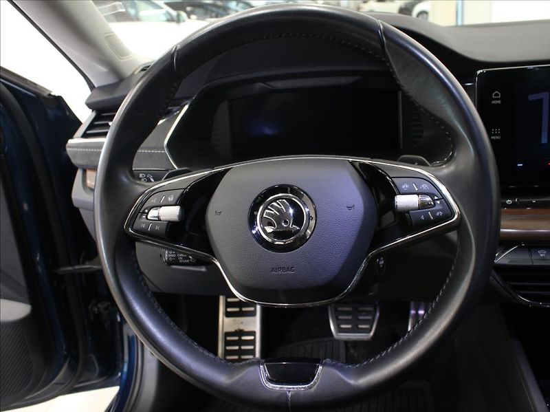 Škoda Octavia 2,0 TDi 147kW 4x4 Scout ČR - fotka 9 z 13