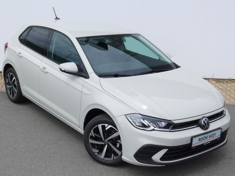 Volkswagen Polo People 1,0 TSI 85 kW 7DSG - fotka 9 z 30