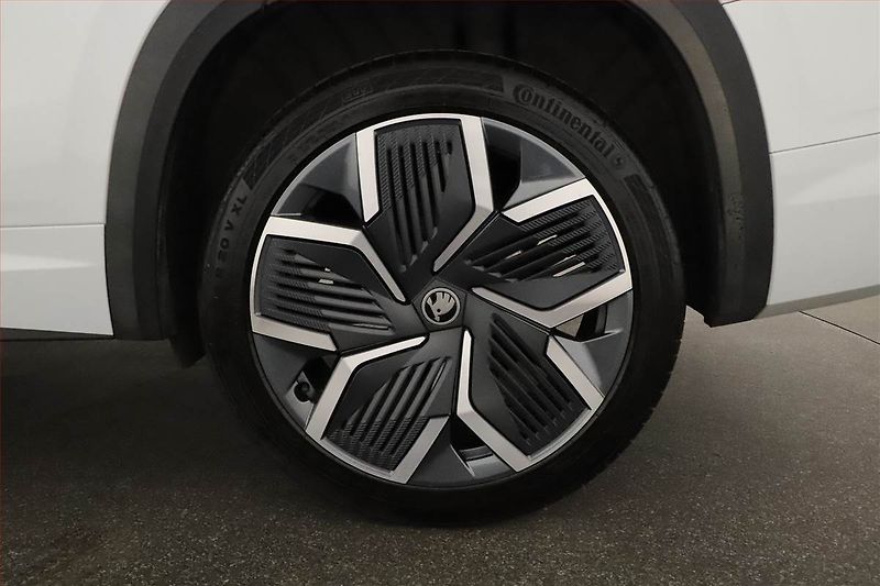 Škoda Kodiaq (2025) 2.0 TDI, SPORTLINE, 4X4 - fotka 12 z 27
