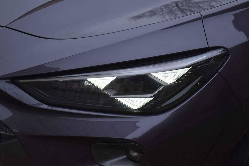 Cupra Terramar vyhoví rodinám i díky příjemným jízdním vlastnostem.