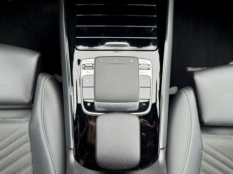 Mercedes-Benz Třídy B (2020) 180 d - fotka 20 z 36