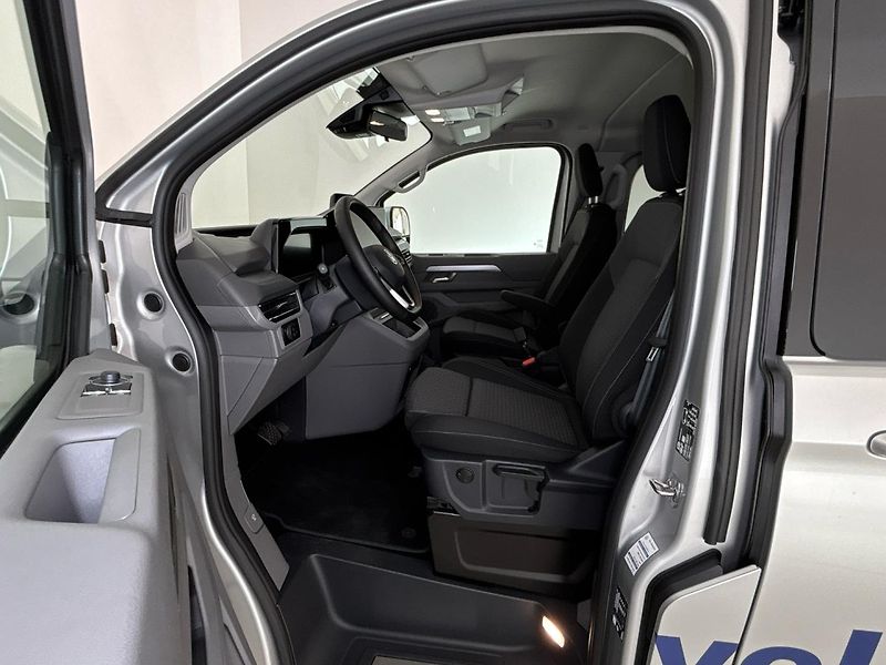 Volkswagen Caravelle Kombi - fotka 7 z 28