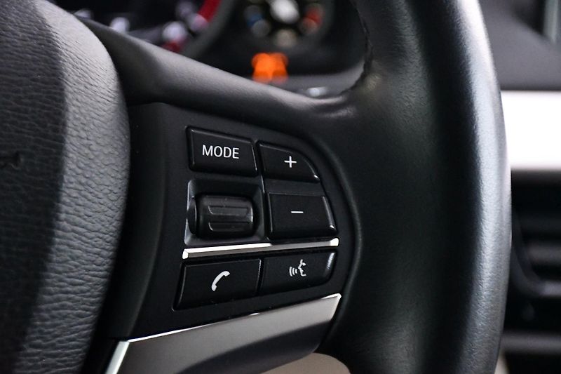 BMW X5 xDrive40d  K360°ACC ČR - fotka 25 z 38