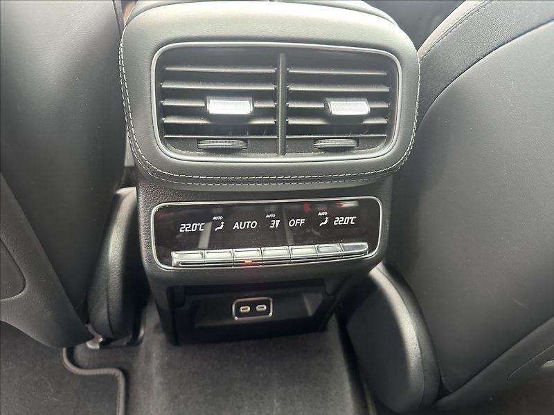 Mercedes-Benz GLE Mercedes-AMG 63 S 4MATIC+ - fotka 12 z 14