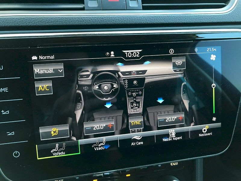 Škoda Superb (2023) COM GRT L K 4X4 TD 140/2.0 A7A - fotka 23 z 28