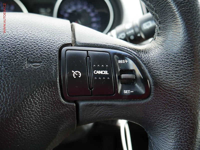 Kia Sportage (2015) 1.6GDi, 2.maj,ČR, AC, tempo - fotka 13 z 18
