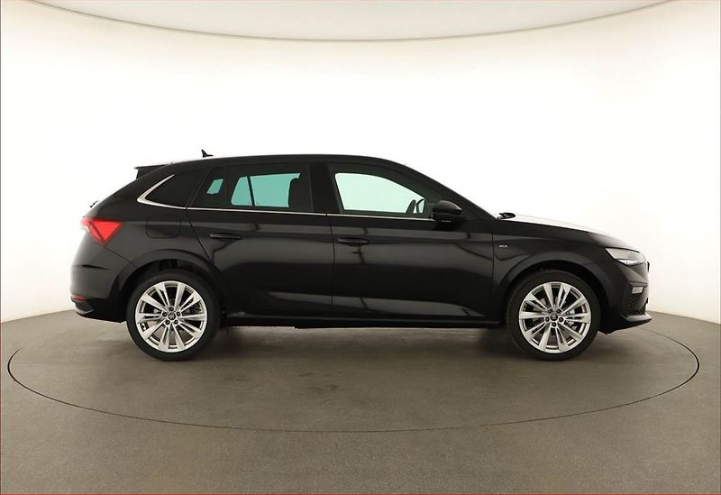 Škoda Scala (2025) 1.0 TSI, Drive - fotka 6 z 16