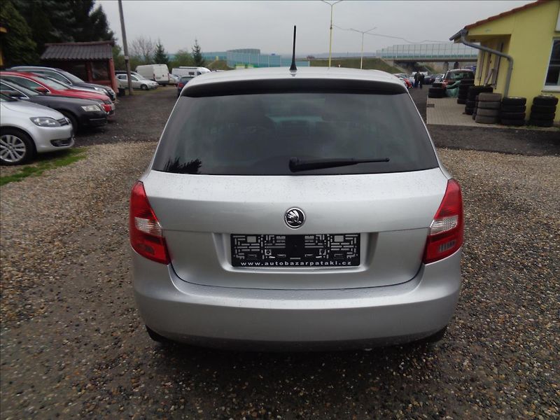 Škoda Fabia (2013) 1,4 - fotka 6 z 16