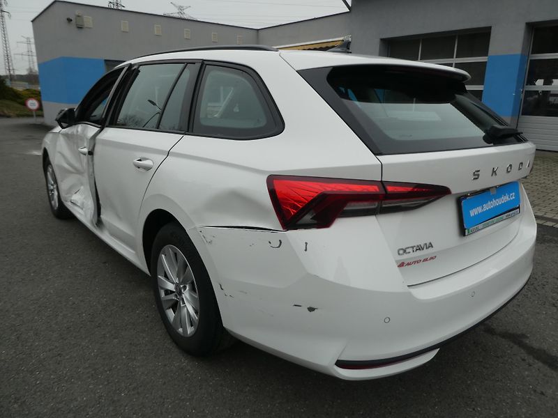 Škoda Octavia Kombi 2,0TDi 110kW automat  - fotka 4 z 15