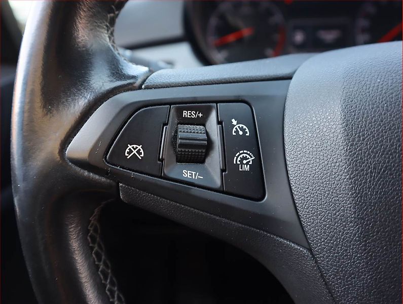 Opel Corsa (2018) 1.4, Automat, Serv.kniha - fotka 16 z 19