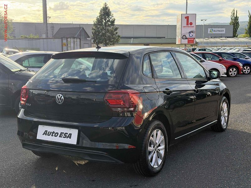 Volkswagen Polo (2018) 1.0TSi, 2.maj,ČR, AC, tempo - fotka 4 z 16