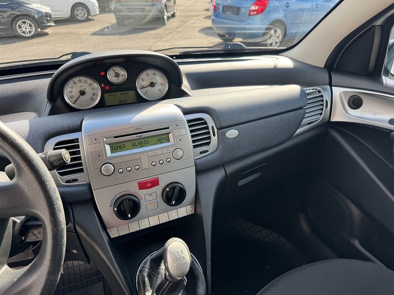 Lancia Y (2008) 1,4i 57 KW Klima - fotka 14 z 28