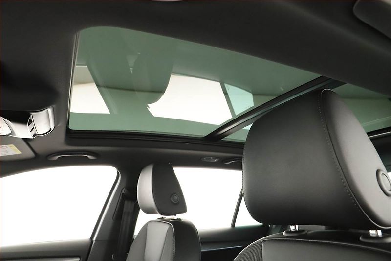 Škoda Octavia (2019) 1.5 TSI, Navi, Tempomat - fotka 12 z 17