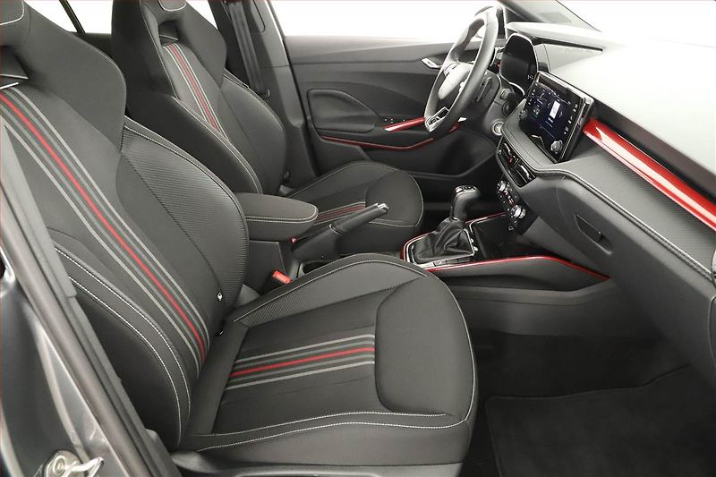 Škoda Fabia (2025) 1.0 TSI, MONTE CARLO, AUTOMAT - fotka 7 z 20