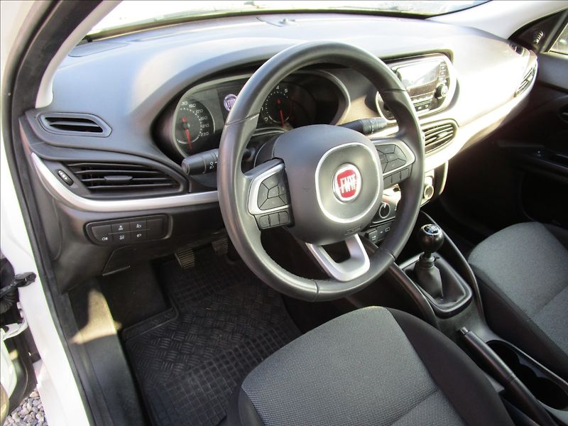 Fiat Tipo 1.4i 16V Klima - fotka 10 z 37