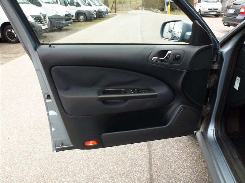 Škoda Octavia 1,9 TDI 81KW Tažné zařízení - fotka 13 z 42