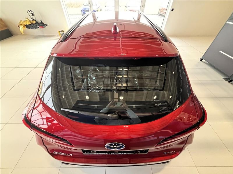 Toyota Corolla 1,8   TS Comfort Tech HEV - fotka 6 z 9