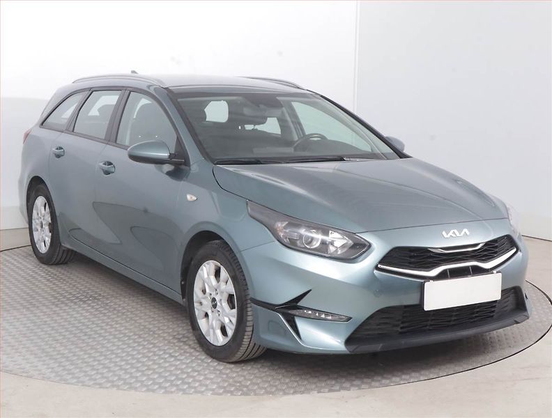Kia Ceed (2023) Spin 1.0 T-GDI, SPIN, DPH - fotografie inzerátu