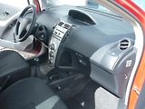Toyota Yaris 1.0i 51Kw - náhled 13