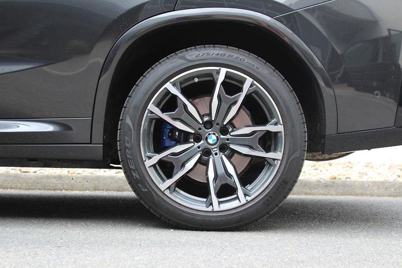 BMW X4 xDrive30d Mpaket - fotka 10 z 28