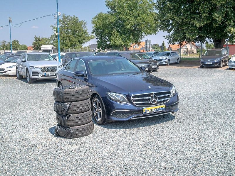 Mercedes-Benz Třídy E (2018) ČR 220CDI 143KW 4x4 – 2x PNEU - fotka 3 z 52