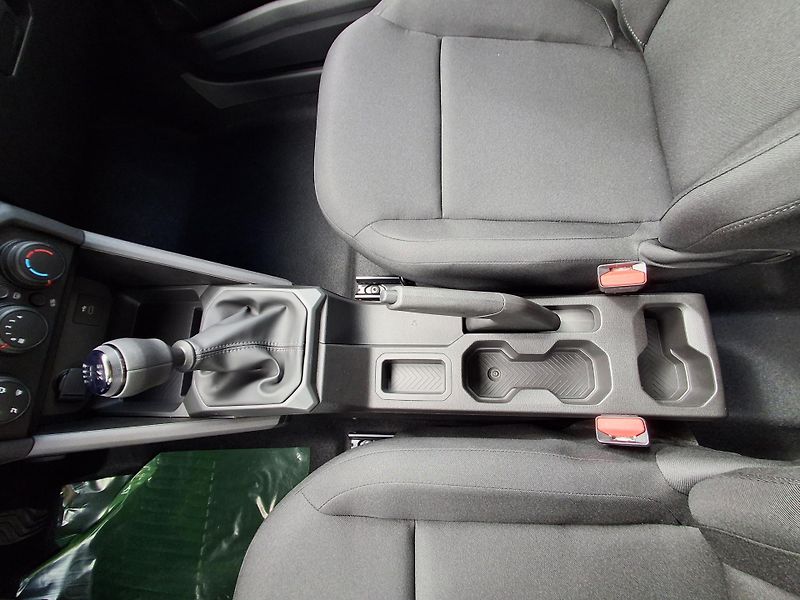 Dacia Duster (2026) essential Eco-G 120 - fotka 18 z 30