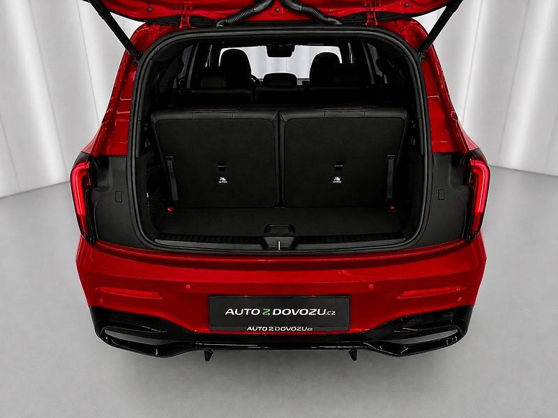 Mercedes-Benz GLB 8G-eDCT 4MATIC AMG, PANORAMA, - fotka 29 z 31