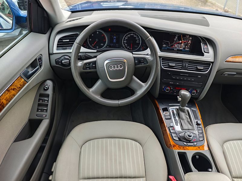 Audi A4 (2008) Avant 2.0 TDi Automat - fotka 16 z 37
