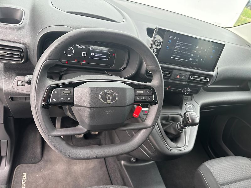 Toyota ProAce City Verso 1.2T 110k Short Business - fotka 13 z 22