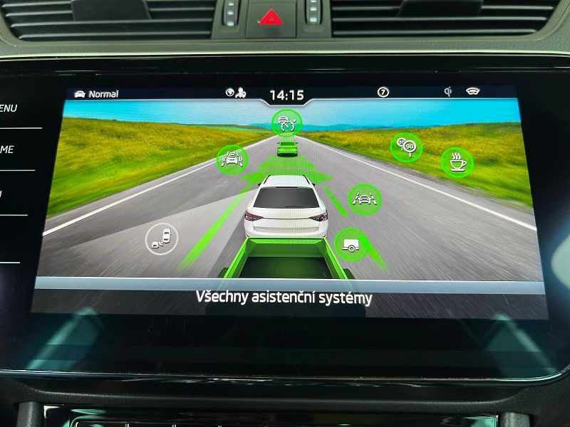 Škoda Superb (2022) SPORTLINE 2.0TSI 206kW 4x4 DPH - fotka 28 z 37