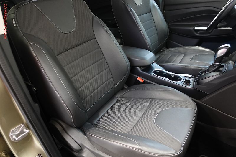 Ford Kuga (2013) 2.0TDCi 4x4, AT, park.čidla - fotka 12 z 22