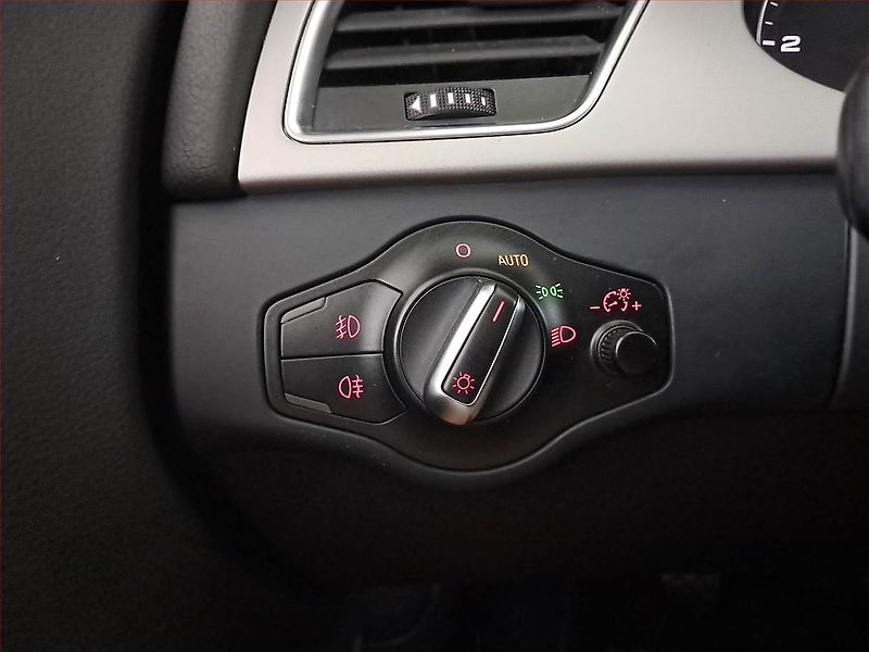 Audi A4 Allroad (2009) 2.0 TDI, 4X4, Xenony - fotka 18 z 19