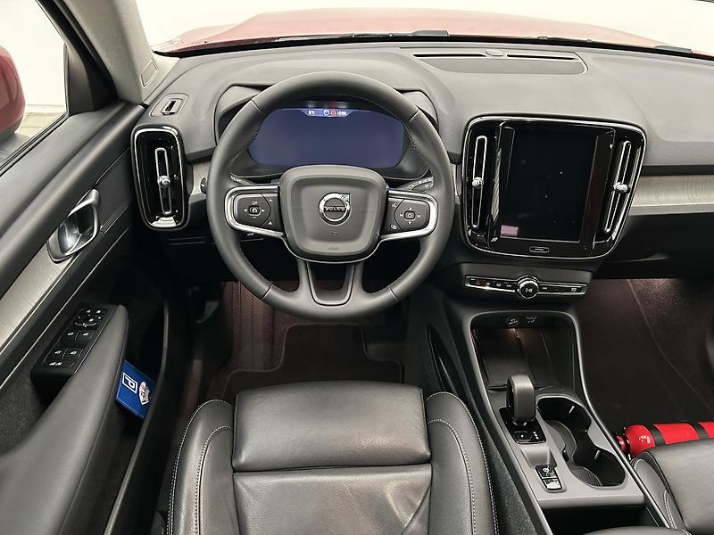 Volvo XC40 1.5 T2 Plus - fotka 20 z 30